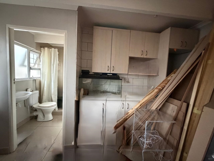 5 Bedroom Property for Sale in Lotus River Western Cape